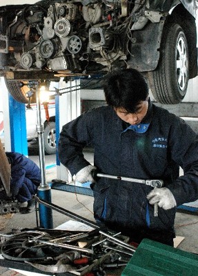 汽修厂怎样推销车险 汽车修理厂工人买什么保险